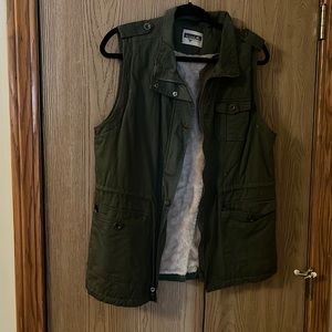 Faux Fur Lined Army Green Utility Vest - 1XL